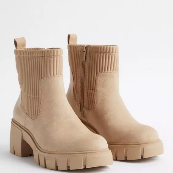 torrid Shoes - Torrid Chelsea Faux Leather Bootie Size 9